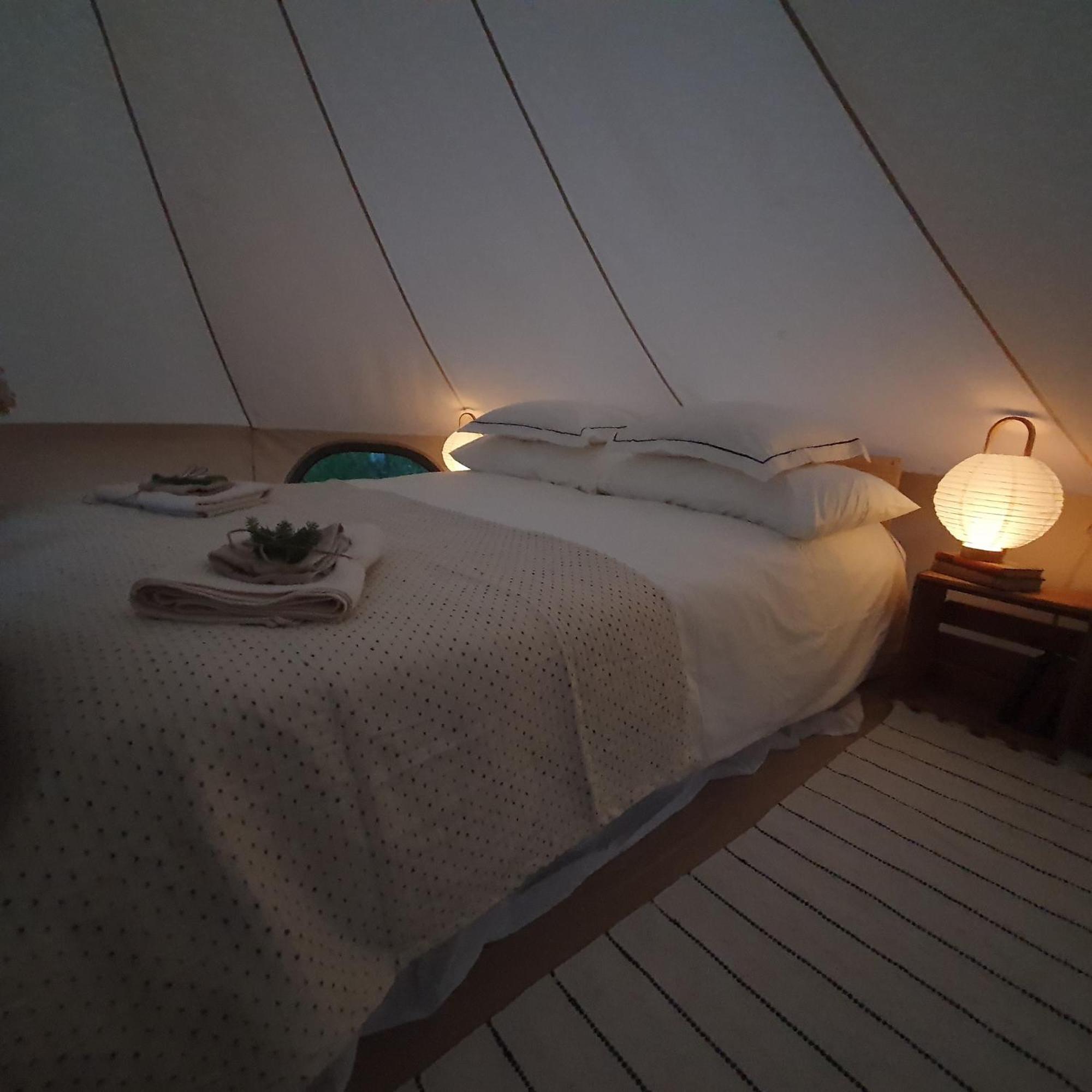 Отель Skalbo Gardsglamping Йервсё Экстерьер фото